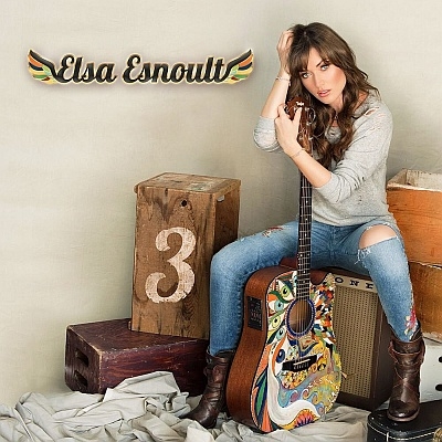 Elsa Esnoult - 3 (2018)